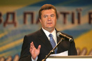 Янукович оправдал Пискуна