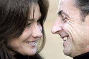 Саркози намерен жениться на певичке