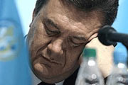 Янукович о развале коалиции: мы и пальцем не пошевелили