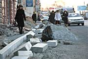 Шлагбаумы на тротуарах
