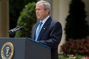 Буш пригрозил России ухудшением отношений с Европой и США