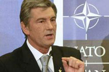 Ющенко просит НАТО забить на Россию и Тимошенко
