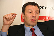Сергей Марков: США хотят перезапустить экономику за чужой счет
