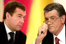 Ющенко заявляет, что Медведев унизил украинцев
