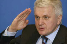 Литвин хочет создать коалицию против самого страшного врага