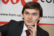 В.Писаренко: «Для Украины было бы дешевле сброситься всей страной и отправить Президента в затяжной отпуск»