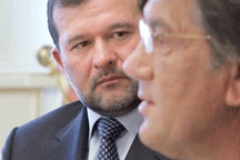 Ющенко выгнал Балогу из состава СНБО