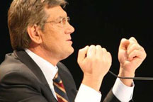 Ющенко просит Запад помочь одолеть Януковича и Тимошенко
