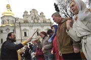 О.Шелудченко: «Мы не дадим сорвать визит в Украину Патриарха Кирилла»