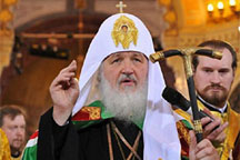 Патриарх Кирилл отслужил молебен на Владимирской горке