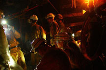 На шахте из-за возгорания газа погибли 12 шахтеров