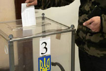 Выборы: Тимошенко опережает Януковича, а Ющенко - Яценюка