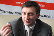 В. Кулик: «В ближайшие год-полтора Тимошенко будет играть роль радикальной оппозиции, не способной к сотрудничеству с Президентом Януковичем»