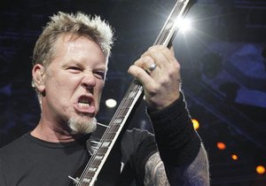 Лидер группы Metallica оставил 500 долларов «чаевых». Правда, не по своей воле...