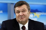 Янукович затеял опасную игру?