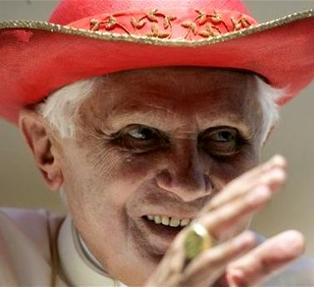 Папа Римский призвал церковь признать «правду о педофилии»