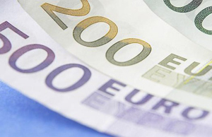 Курс евро на межбанковском рынке рухнул до 9,58 грн/евро