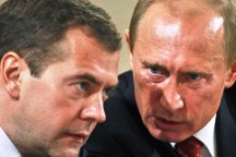 В России беда с рейтингами Медведева и Путина