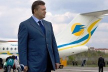Янукович увёз в Китай полправительства и деловую элиту
