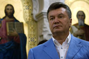 Испугать Януковичем