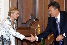 Янукович приказал беречь Тимошенко, как зеницу ока