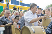 Цены ударили по рейтингу Януковича