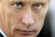 Визит Путина в Киев: голый пикет, синяк под глазом и пузырьки шампанского