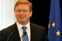 Еврокомиссар Фюле оценил посадку Луценко и подписку Тимошенко