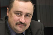 В. Кравчук: «Лишением зарплаты депутата-прогульщика точно не напугаешь»