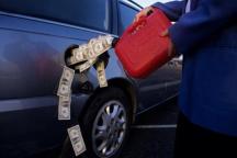 Бензину в Украине разрешили быть дороже