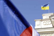 Украинский пирог: ломтями или целиком?
