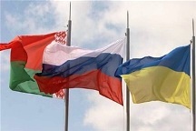 Украинцы все больше хотят единого государства с Белоруссией и Россией