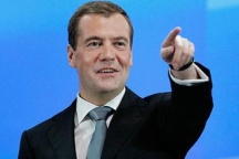 Украинцы разбираются, «в» или «на» их отправил Медведев…