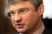 С. Мищенко: «Какая система выборов даст больше шансов закрепиться при власти, к той и будут прибегать»