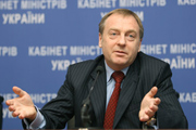Любитель ворованных «Мерседесов» Лавринович подставил Януковича перед Европой
