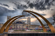 Центр политической жизни перемещается в Харьков