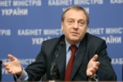 Эксперты Верховной Рады в пух и прах разнесли коррупционный законопроект Лавриновича о документах
