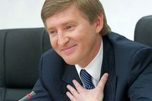 Ахметов напоил Януковича и Ющенко на 15 миллионов баксов