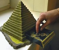 За создание пирамиды можно угодить в тюрьму