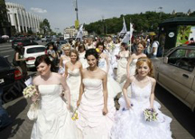 На одесские улицы выйдут невесты и будущие матери