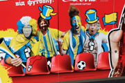 «Ду ю спик раша?», или Украина глазами футбольных фанатов (ФОТО)
