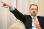 Обиженные и непроходимые против Яценюка
