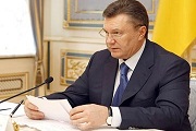 Подпишет ли Янукович закон о языках?