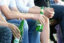 Социологи: молодежь без бутылки уже не может