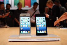 В Украине всего две модели iPhone 5 стали белыми