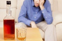 Ученые выяснили, что алкоголизм связан с особенным строением мозга