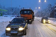 На трассе Киев-Одесса 18 аварий полностью остановили движение в обе стороны