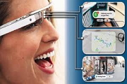 Соучредитель Google резко раскритиковал смартфоны, продвигая Google Glass
