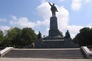 Милиция будет охранять памятник Ленину и в Севастополе