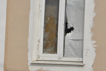 Днепропетровские хулиганы обстреляли офис СМИ